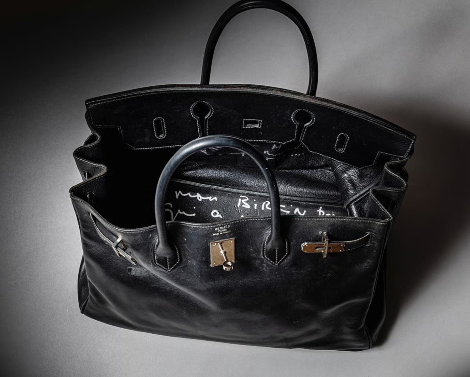 Jane Birkin’s Birkin Bags Auctioned in Abu Dhabi | Die Geissens Real Estate | Luxus Immobilien mit Carmen und Robert Geiss – Die Geissens in Dubai